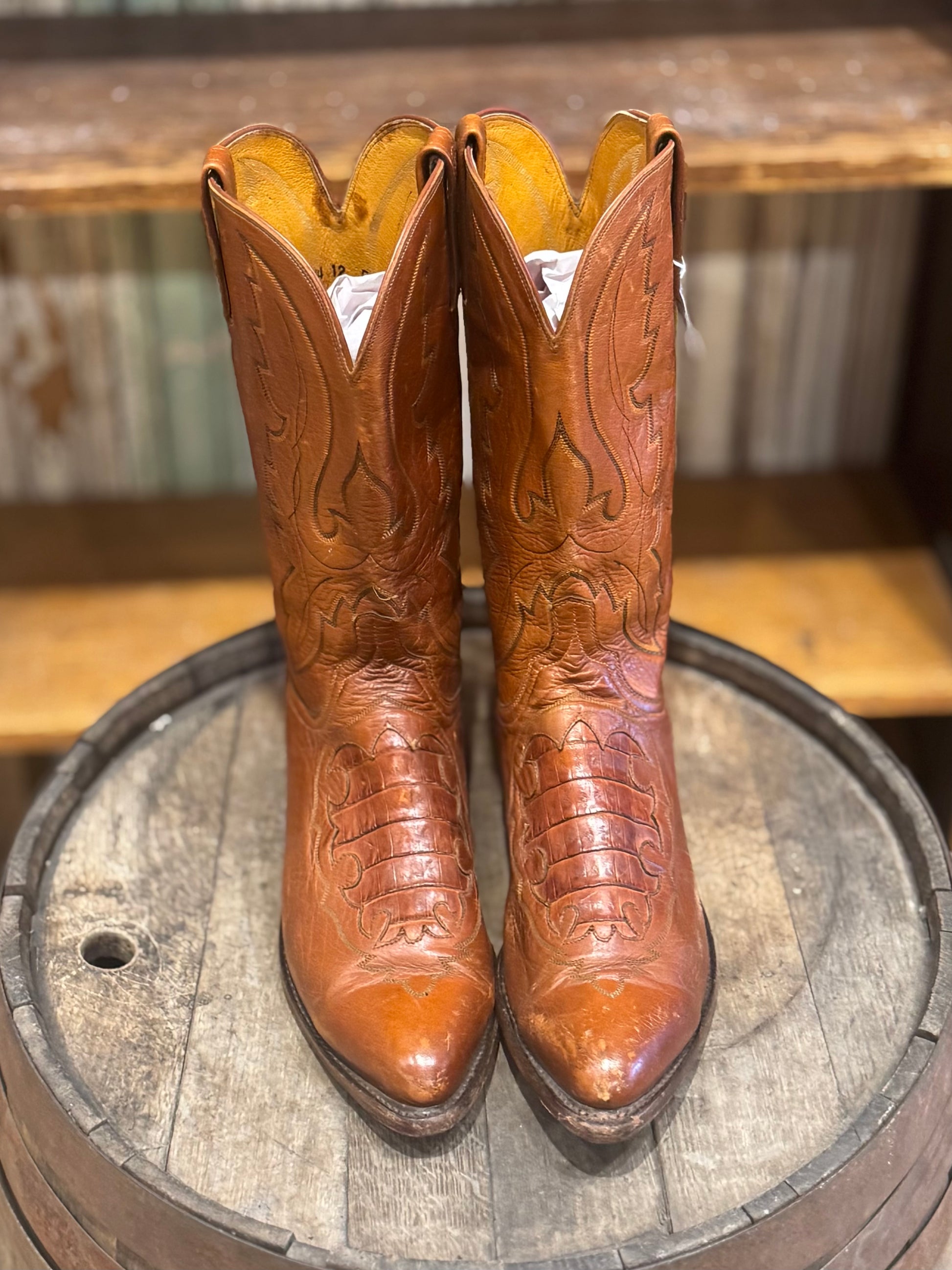 12 D Mens Lucchese Boots