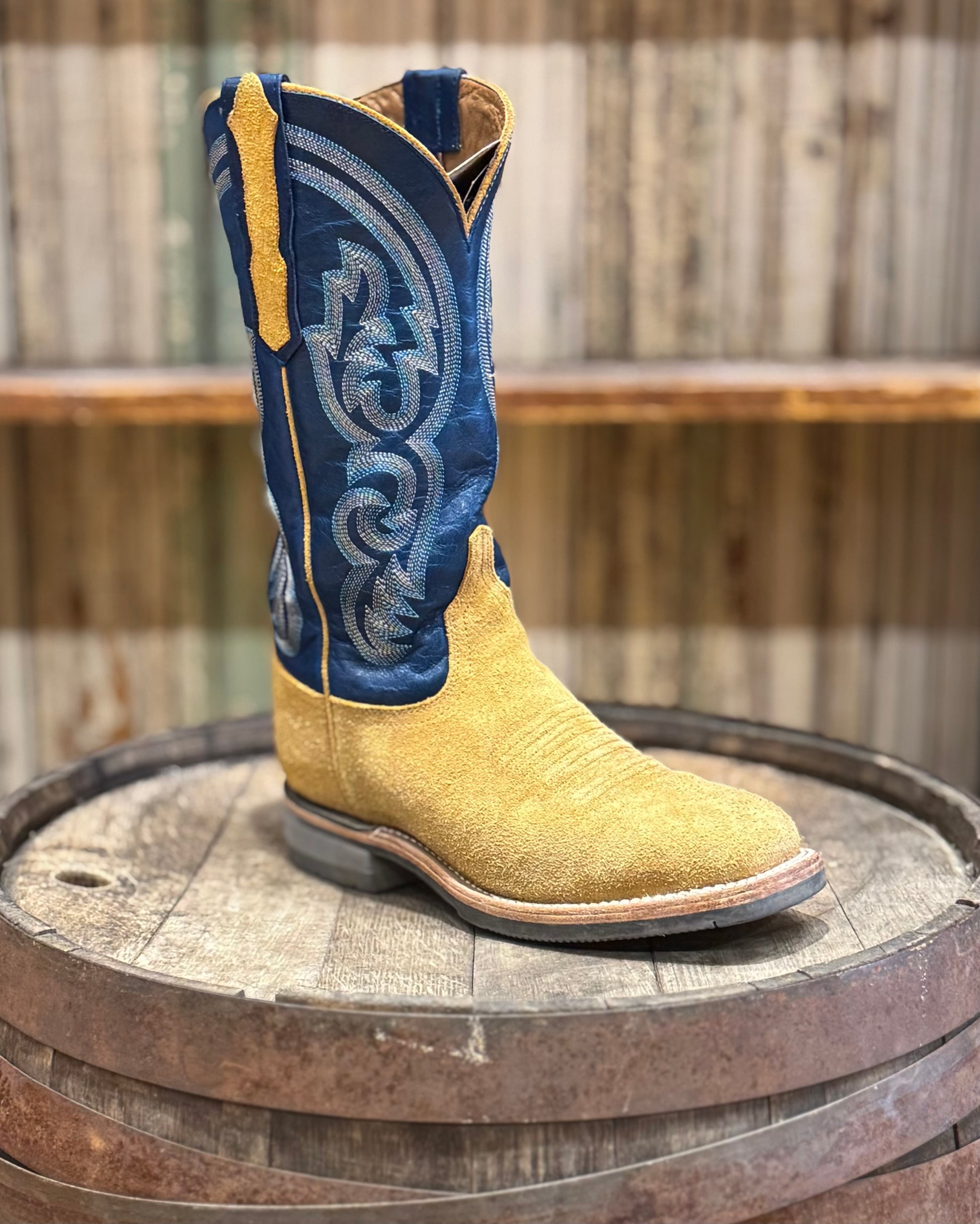8 B Womens Lucchese Boots