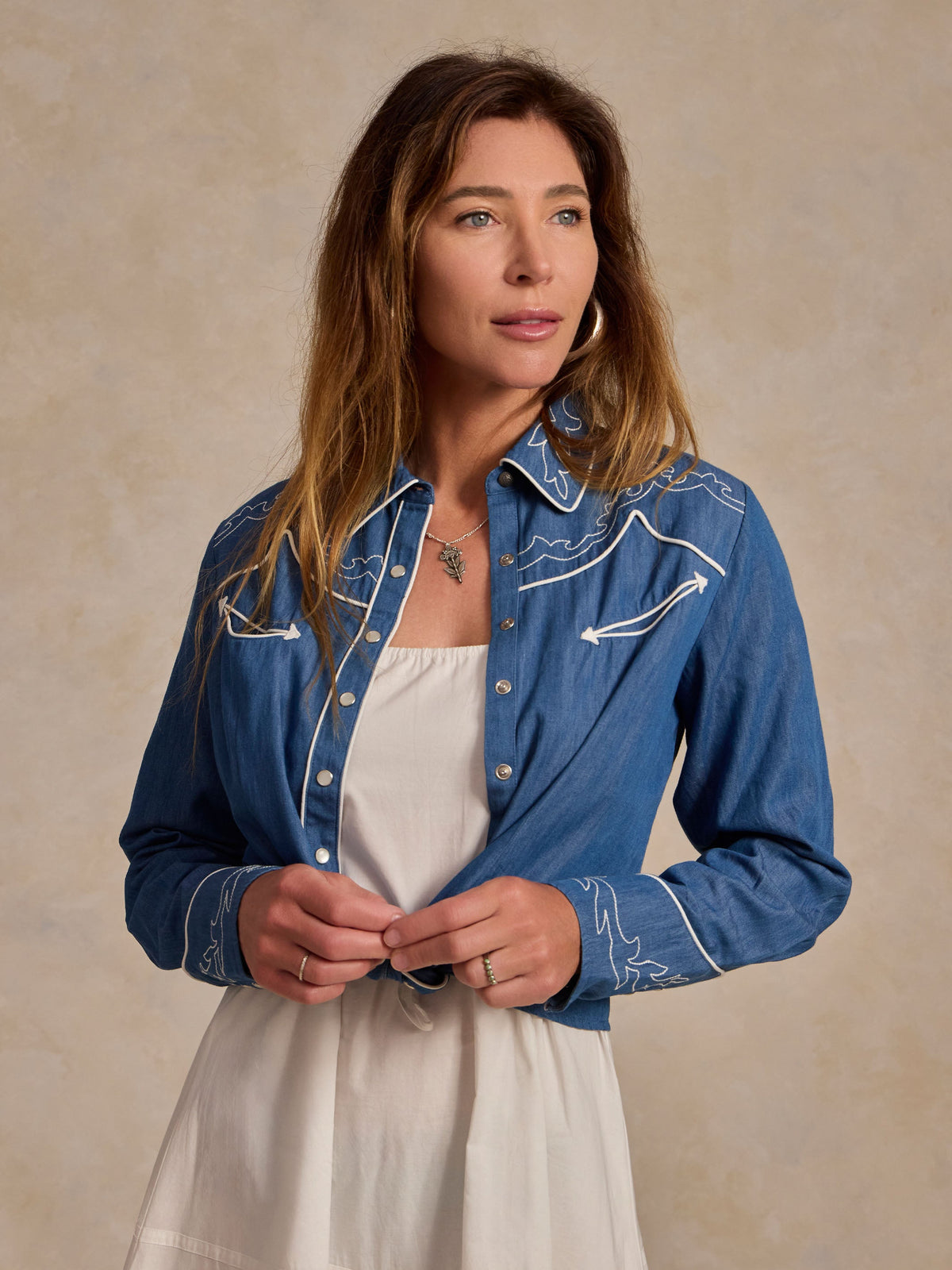 Women's Embroidered Dale Shirt